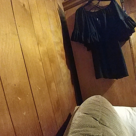 Boohoo Cold Shoulder Dress New - Picture 2 of 4